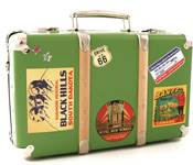 suitcase La fuite à létranger, les jeunes quittent le navire !